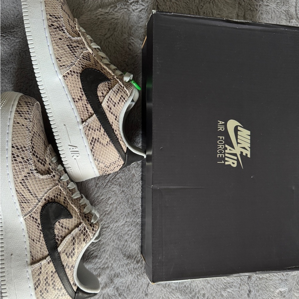 Nike Air Force 1 ‘01 PRM Snake Pattern Shoes
